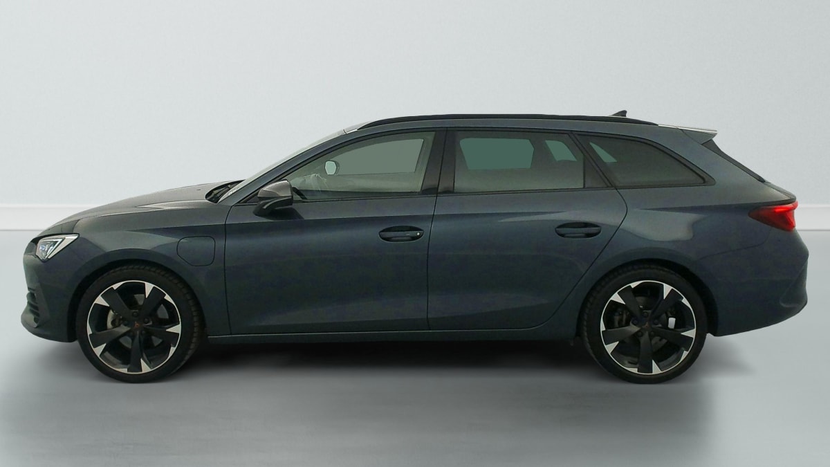 384035_p2 - CUPRA - LEON - 2022 - photo 4