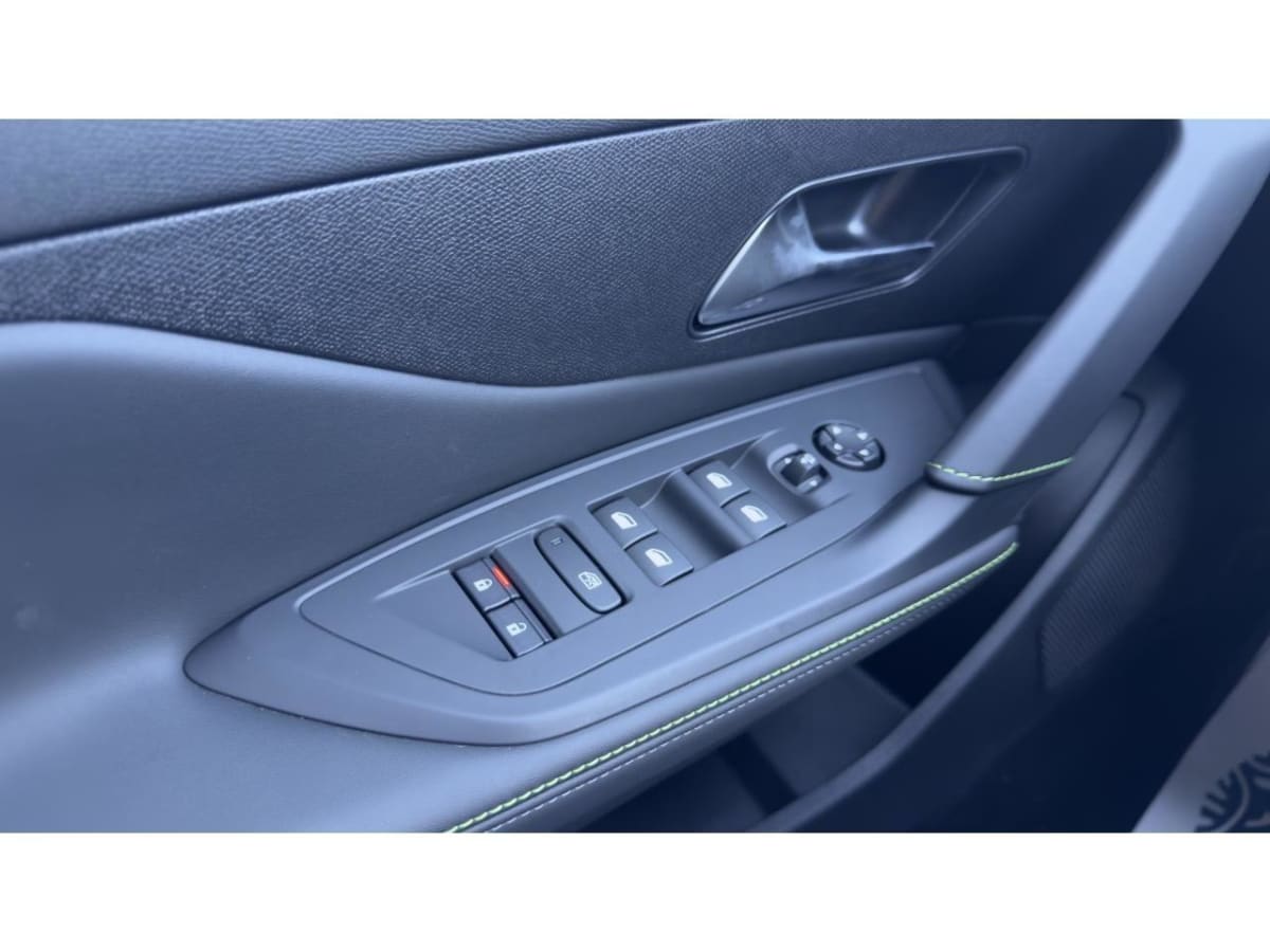 391738_p2 - PEUGEOT - 308 - 2026 - photo 9