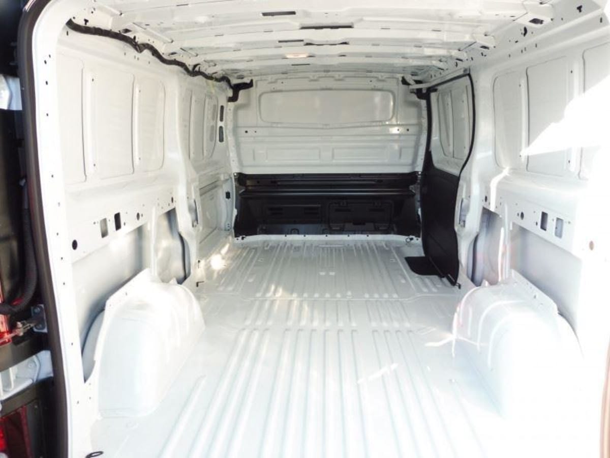 388051_p2 - RENAULT - TRAFIC - 2025 - photo 5