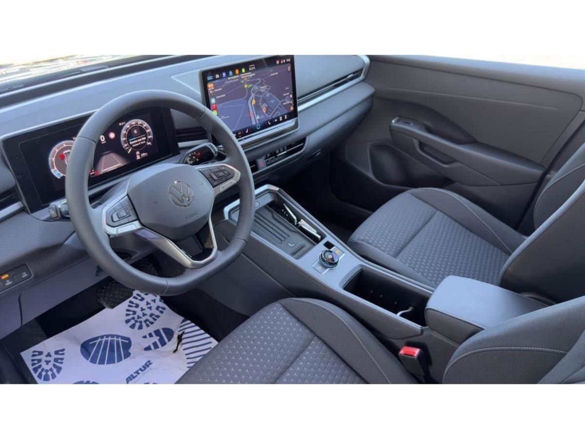 391884_p2 - VOLKSWAGEN - T ROC - 2026 - photo 6