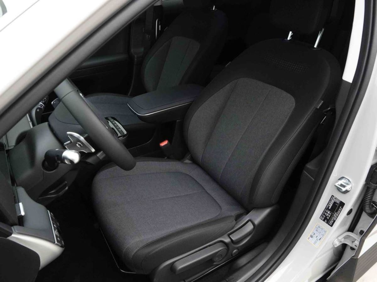 394784_p2 - HYUNDAI - IONIQ - 2026 - photo 5