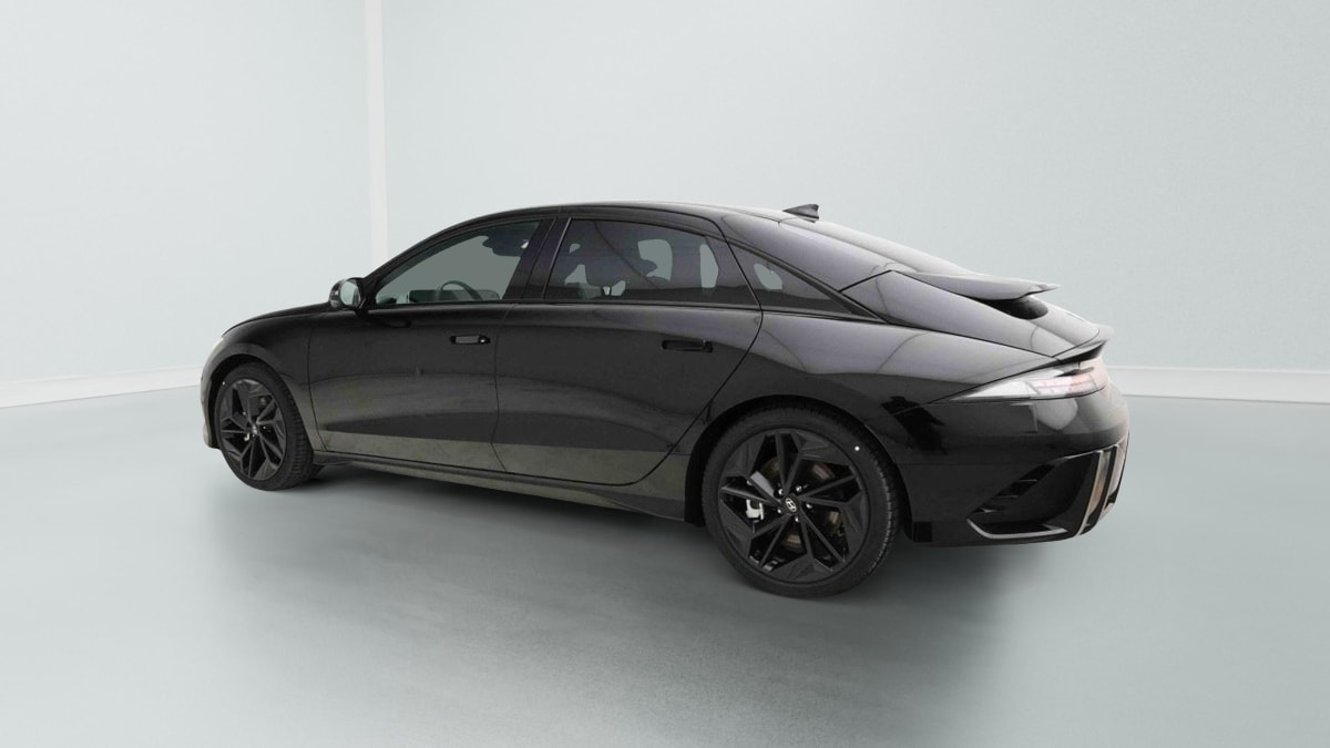 394786_p2 - HYUNDAI - IONIQ - 2026 - photo 2