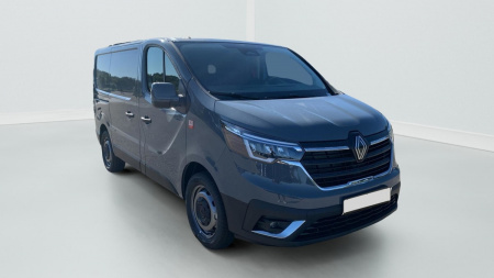 385681_p2 - RENAULT - TRAFIC - 2026