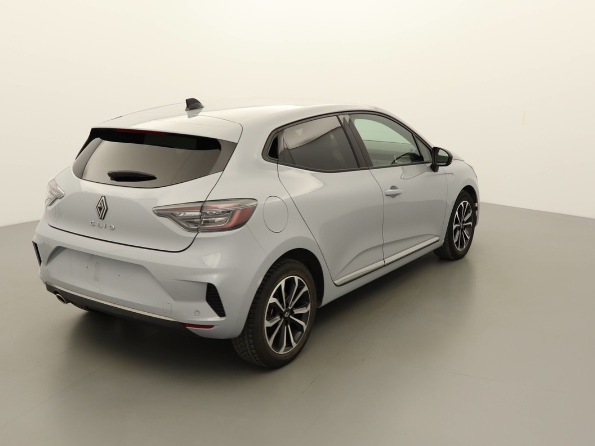 O203437_p3 - RENAULT - CLIO 5 - 2025 - photo 2