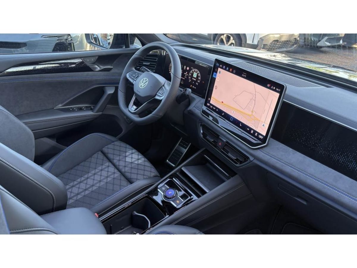 400509_p2 - VOLKSWAGEN - TIGUAN - 2026 - photo 3