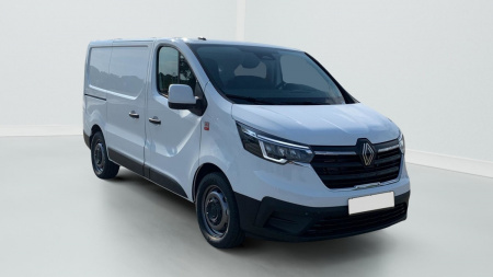 401835_p2 - RENAULT - TRAFIC - 2026