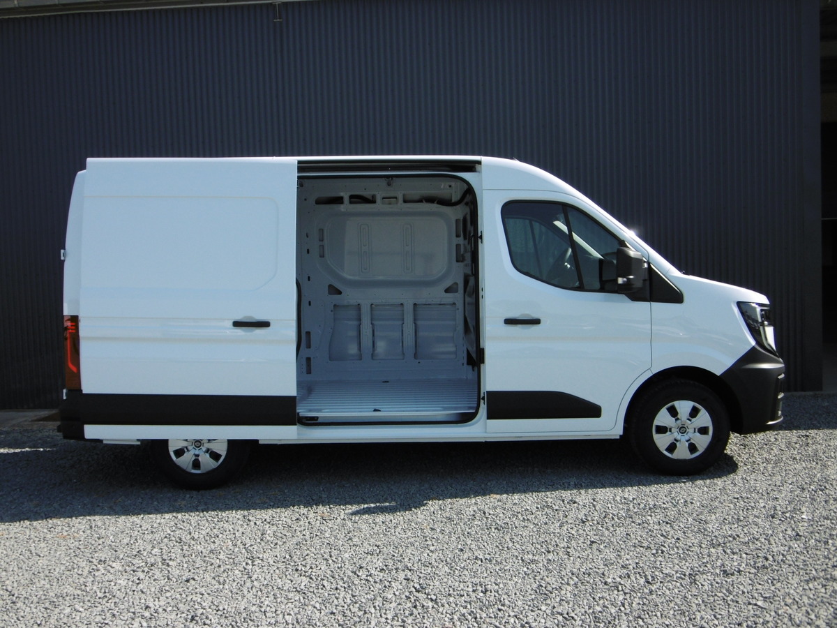 N203143_p3 - RENAULT - MASTER 4 FGN 3T5 L2H2 - 2026 - photo 4