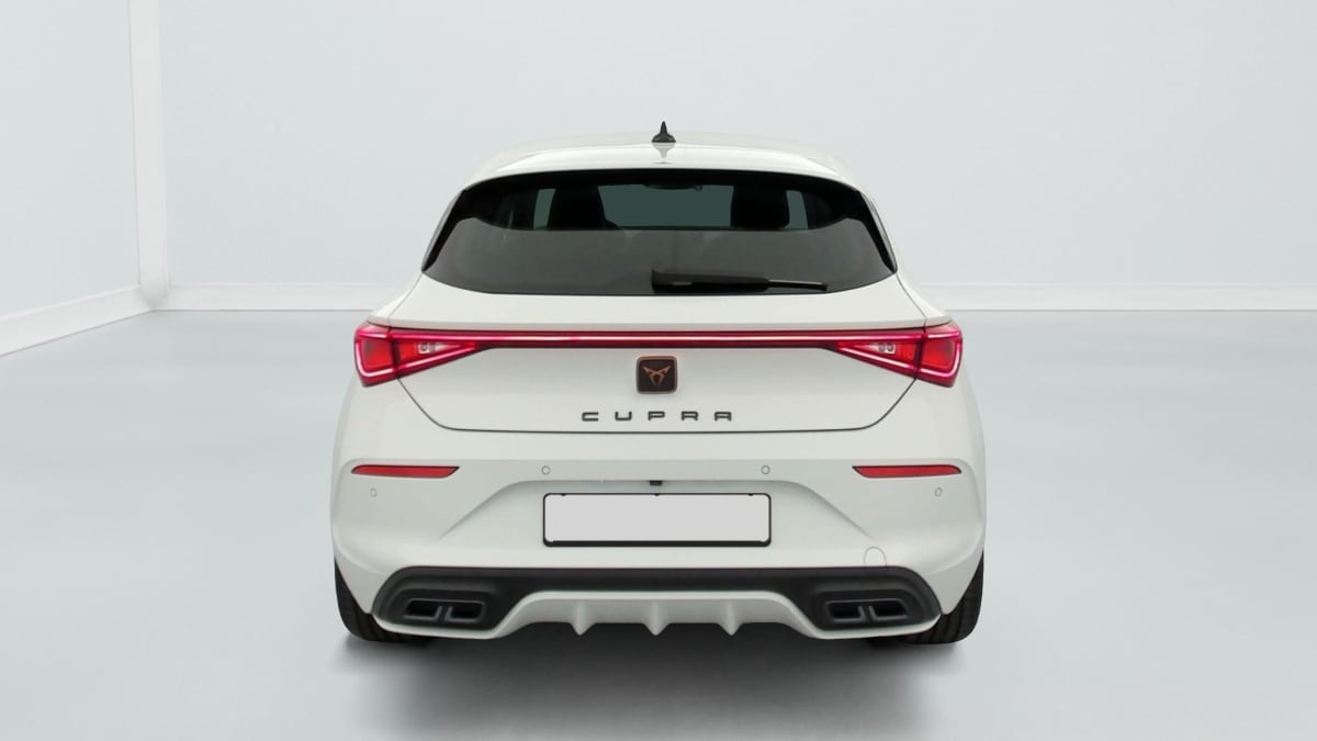 396444_p2 - CUPRA - LEON - 2023 - photo 6