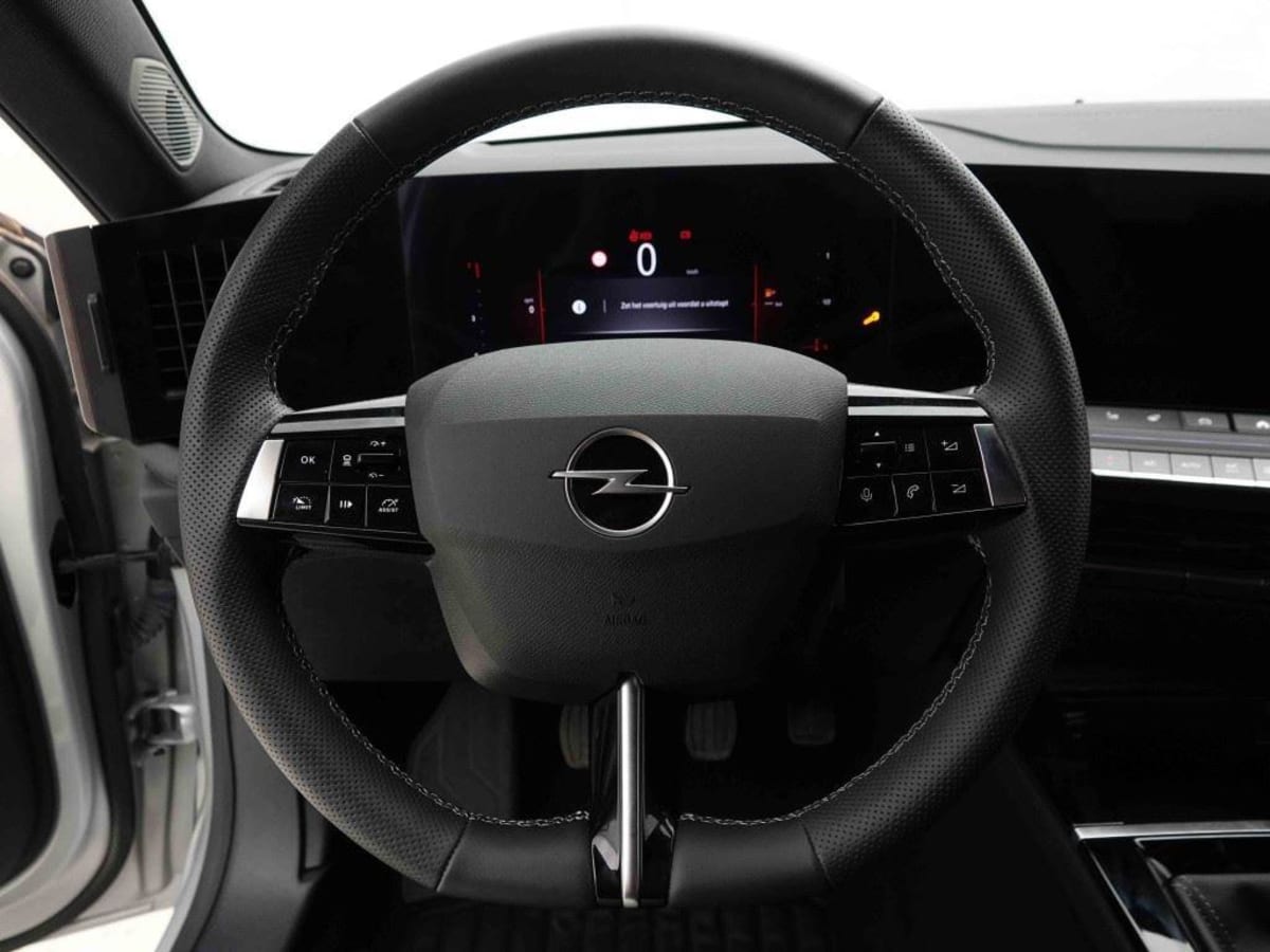401464_p2 - OPEL - ASTRA - 2026 - photo 9