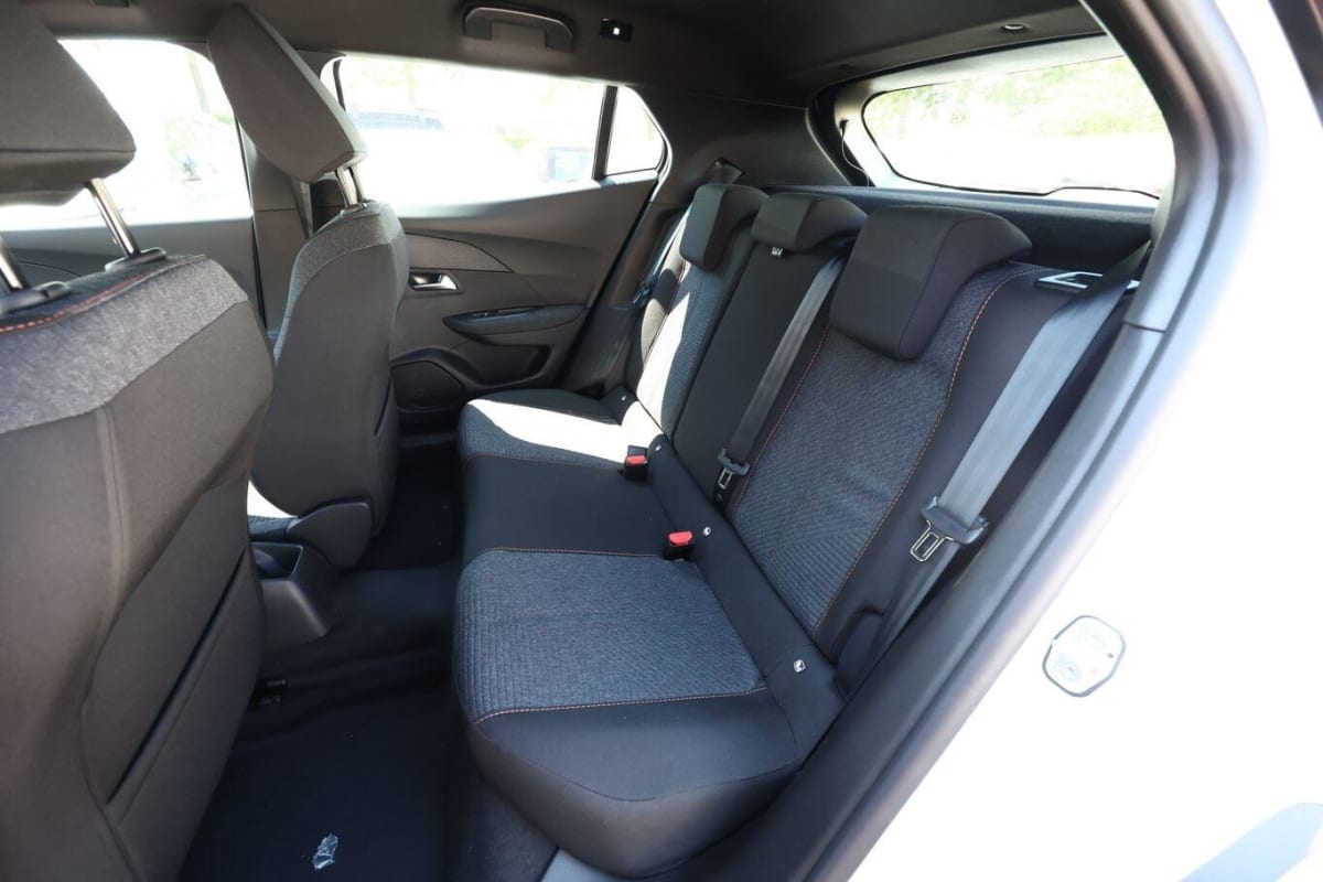 401678_p2 - PEUGEOT - 2008 - 2026 - photo 9