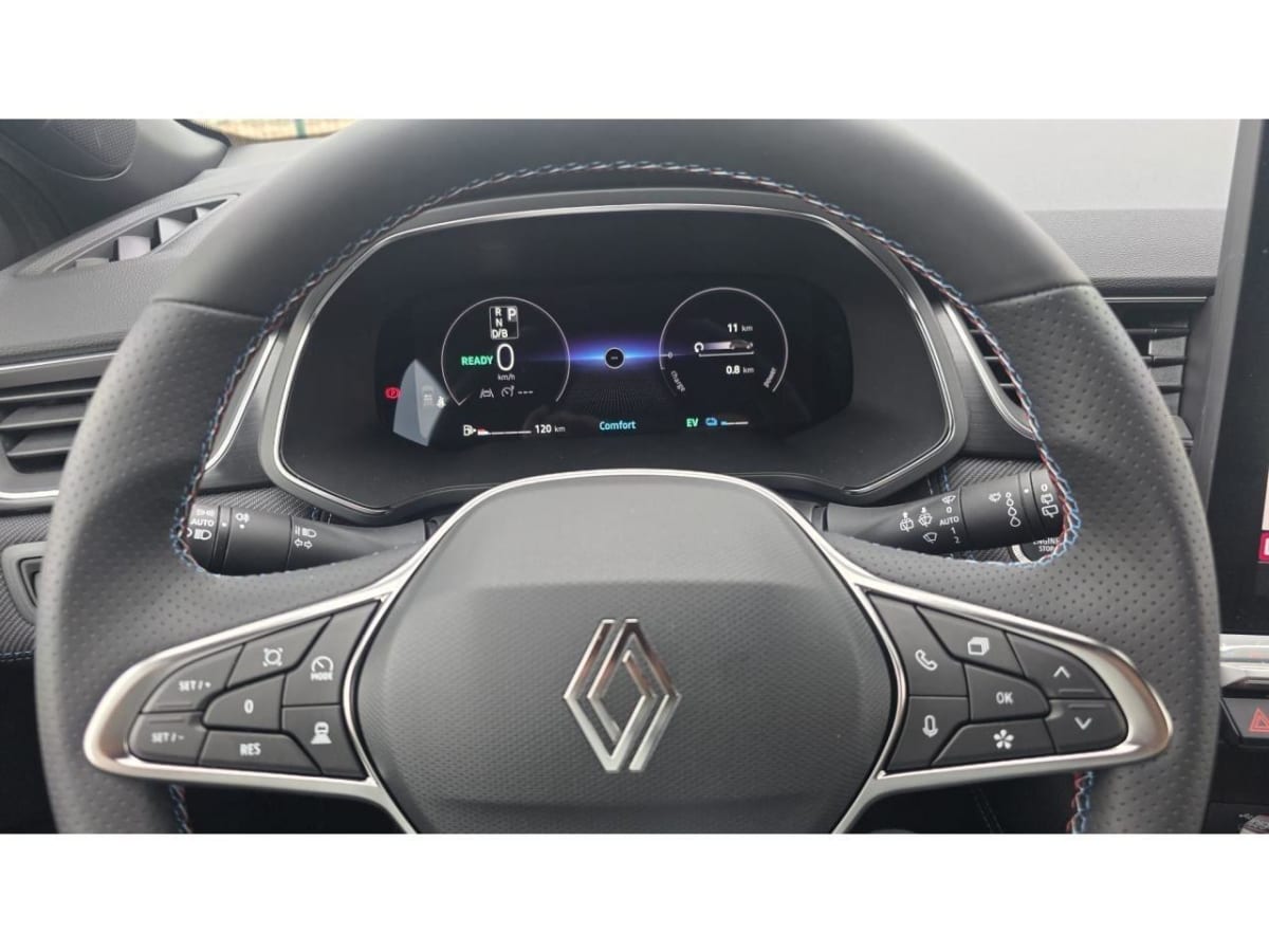 401326_p2 - RENAULT - CAPTUR - 2026 - photo 6