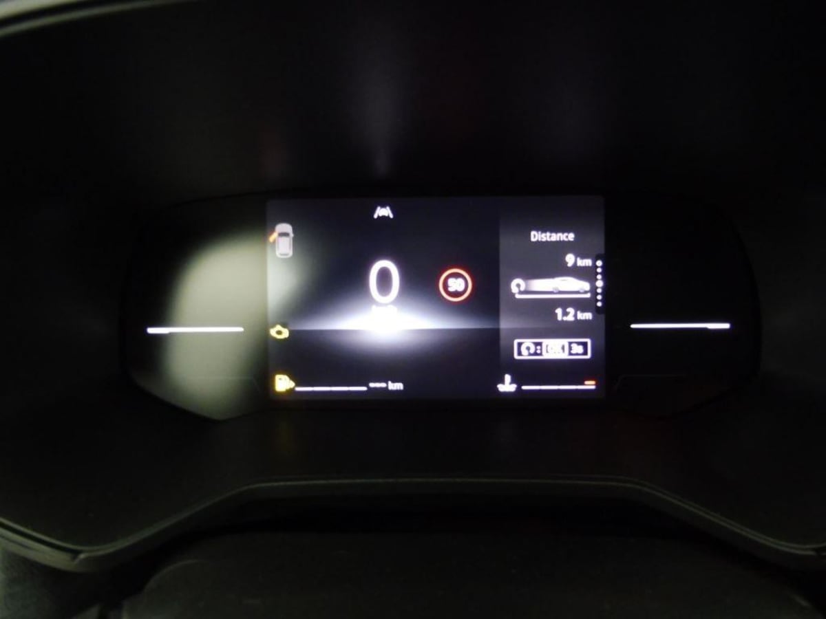 402060_p2 - RENAULT - CLIO - 2025 - photo 8