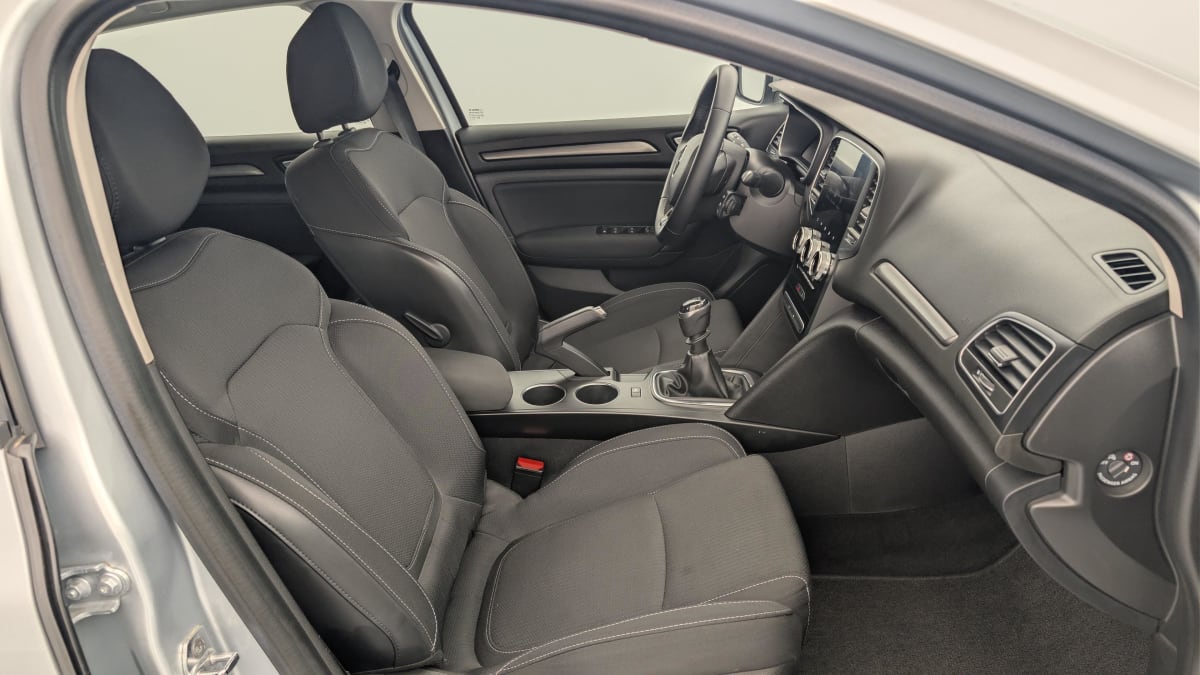 393871_p2 - RENAULT - MEGANE - 2022 - photo 9