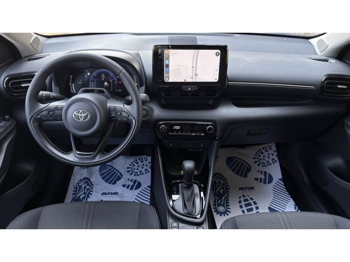 401886_p2 - TOYOTA - YARIS - 2026 - photo 6