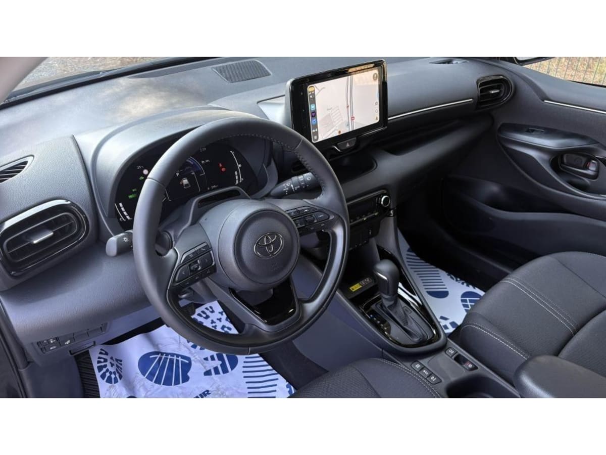 401886_p2 - TOYOTA - YARIS - 2026 - photo 4