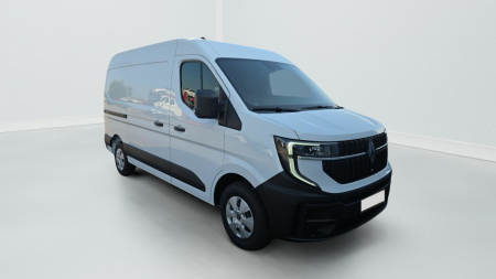 403565_p2 - RENAULT - MASTER - 2025