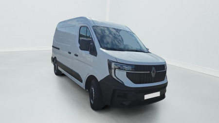 403716_p2 - RENAULT - MASTER - 2025
