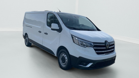 405505_p2 - RENAULT - TRAFIC - 2026