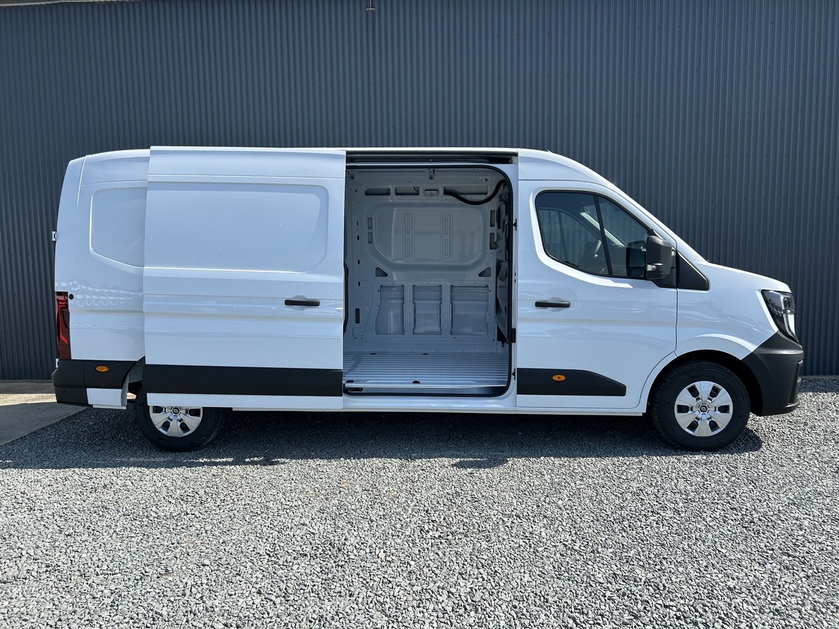 N203156_p3 - RENAULT - MASTER 4 FGN 3T5 L3H2 - 2026 - photo 5