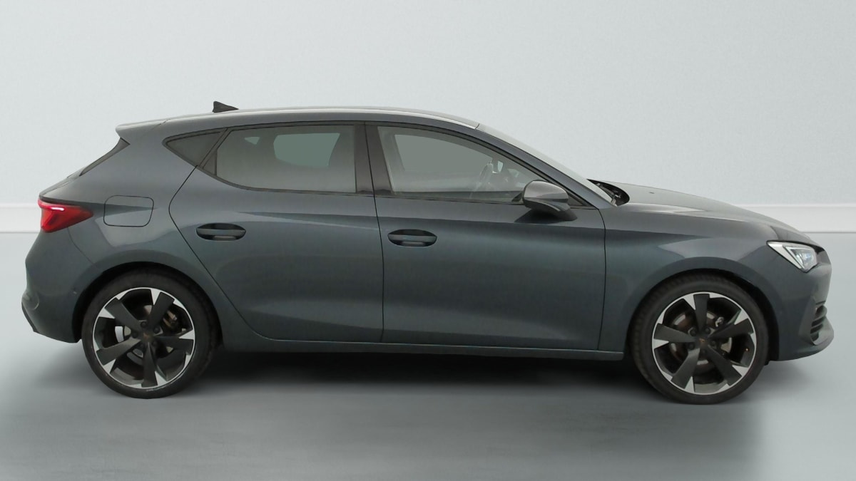 398062_p2 - CUPRA - LEON - 2023 - photo 8