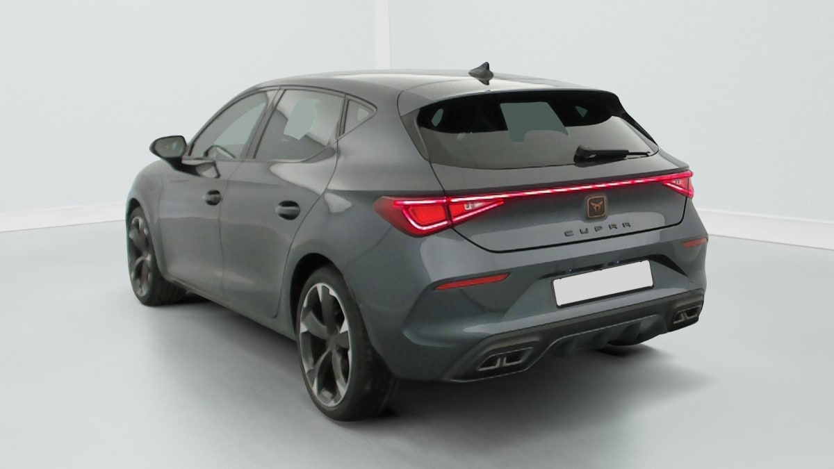 398062_p2 - CUPRA - LEON - 2023 - photo 5