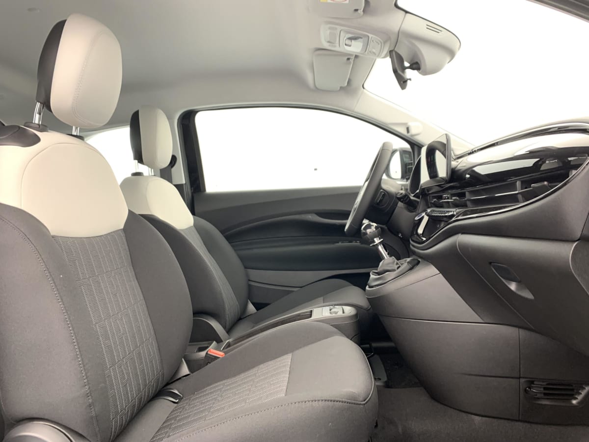 400681_p2 - FIAT - 500 - 2026 - photo 9
