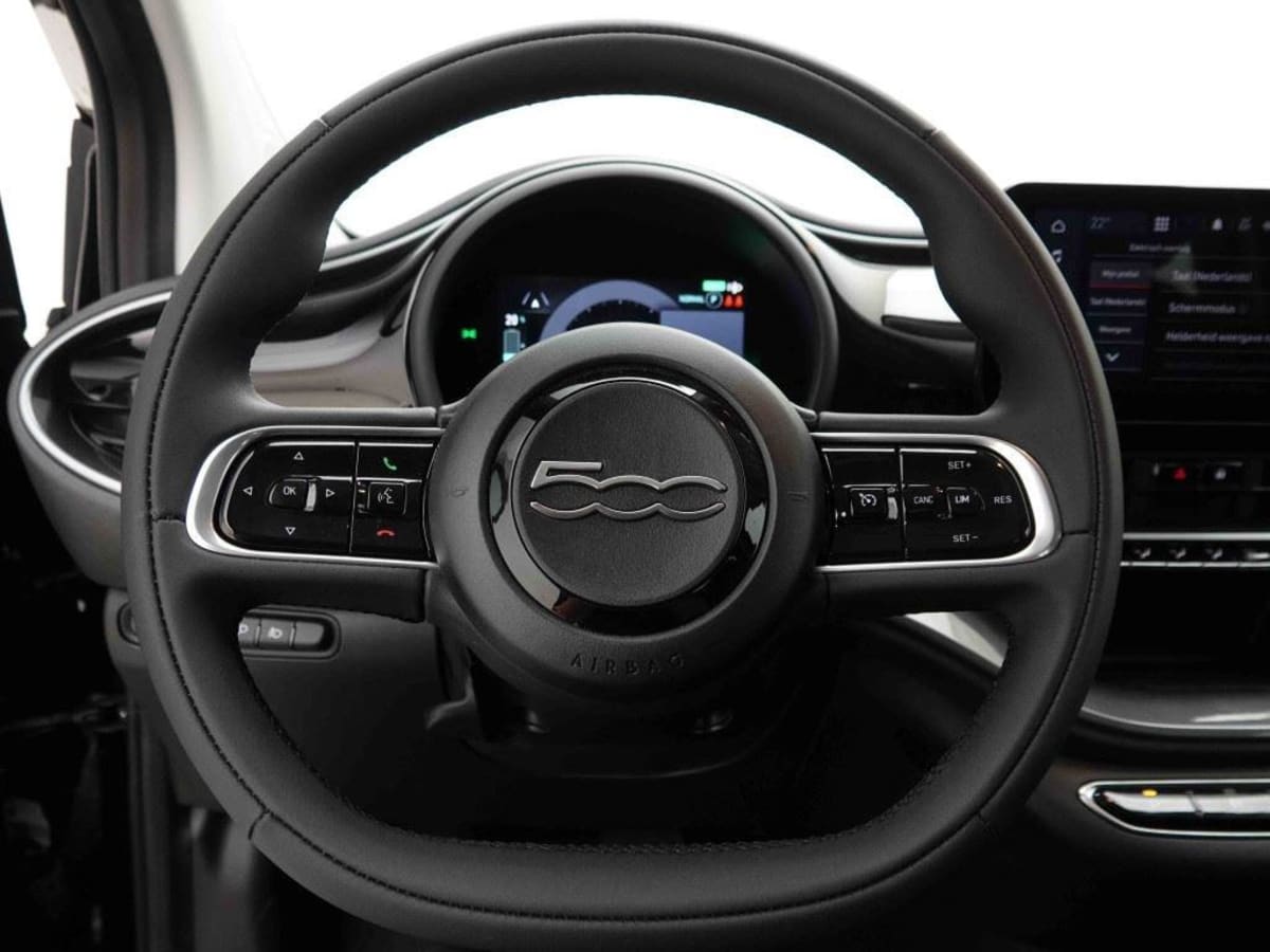 402258_p2 - FIAT - 500 - 2026 - photo 6