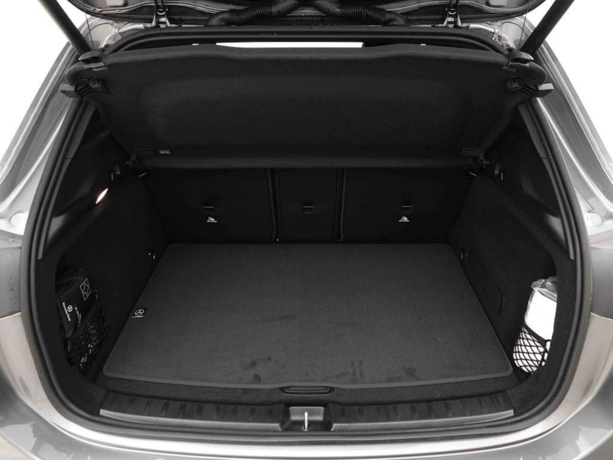 404039_p2 - MERCEDES - GLA - 2026 - photo 4