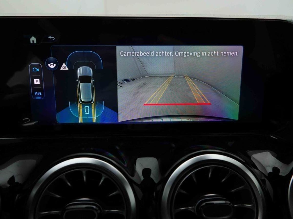404039_p2 - MERCEDES - GLA - 2026 - photo 9