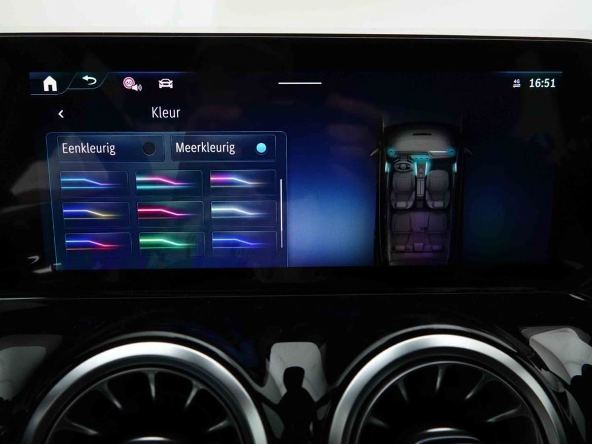 404039_p2 - MERCEDES - GLA - 2026 - photo 8