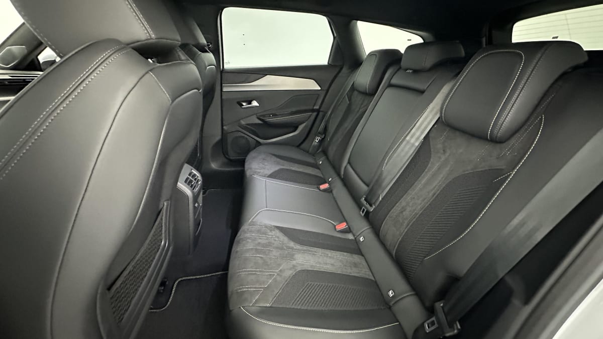405408_p2 - PEUGEOT - 308 SW - 2026 - photo 9