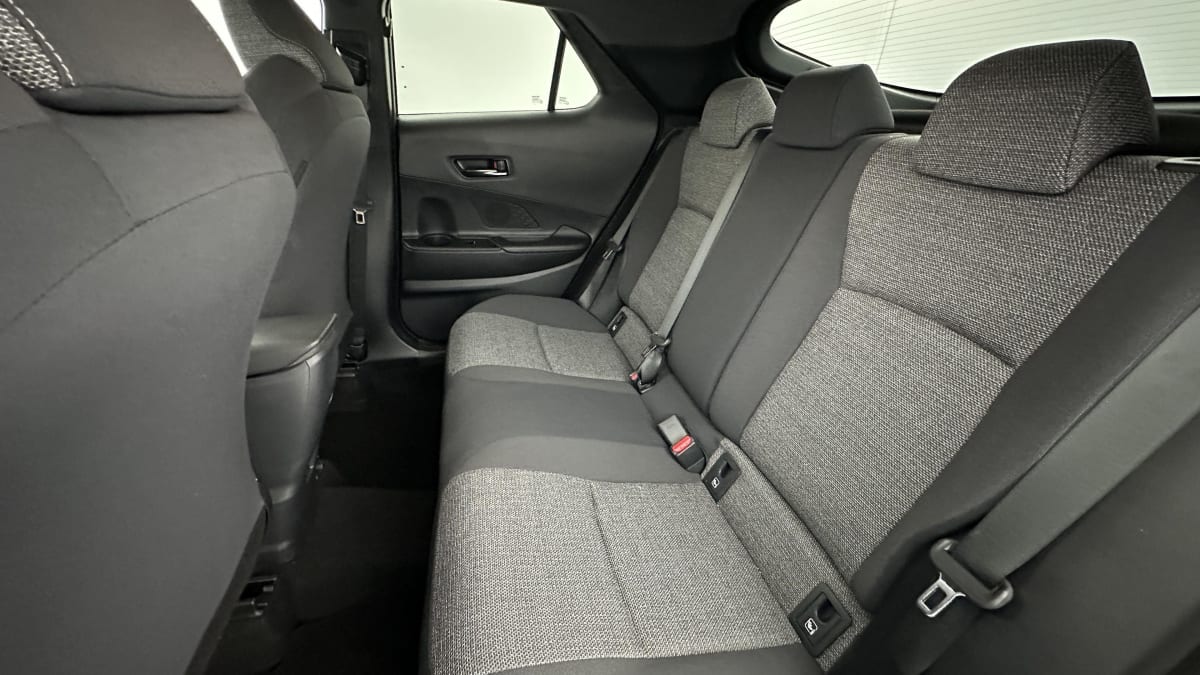 405975_p2 - TOYOTA - C HR - 2026 - photo 9