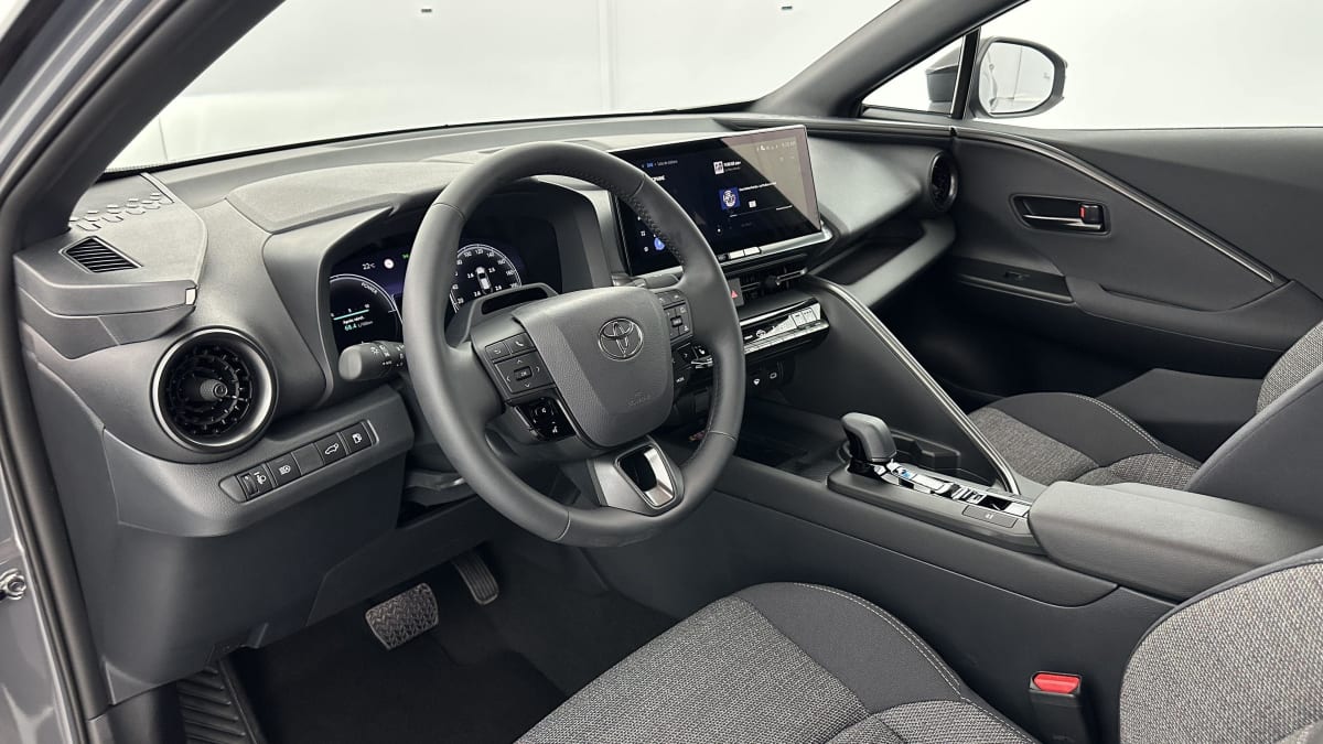 405977_p2 - TOYOTA - C HR - 2026 - photo 6