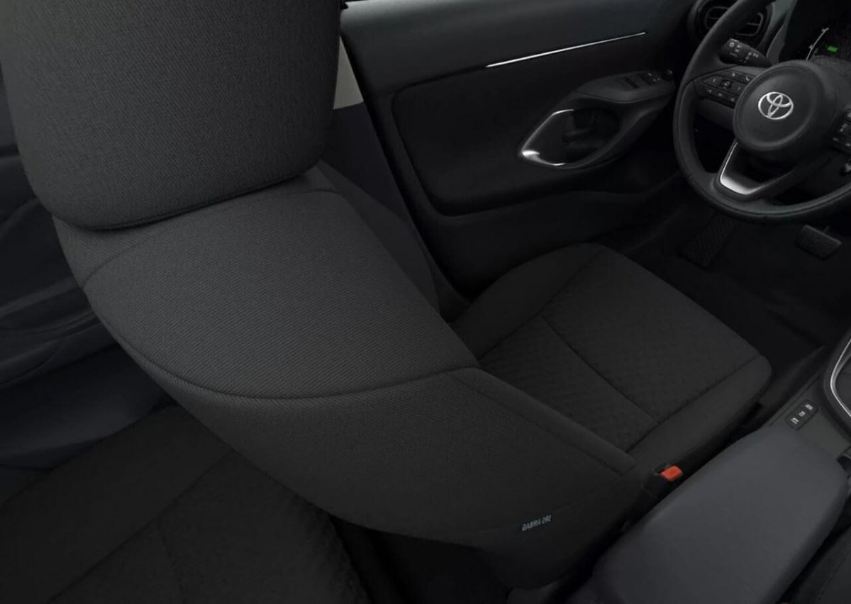 404610_p2 - TOYOTA - YARIS CROSS - 2026 - photo 7
