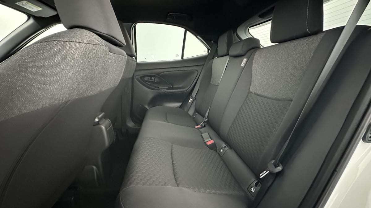 126034807_p2 - TOYOTA - YARIS CROSS - 2026 - photo 9