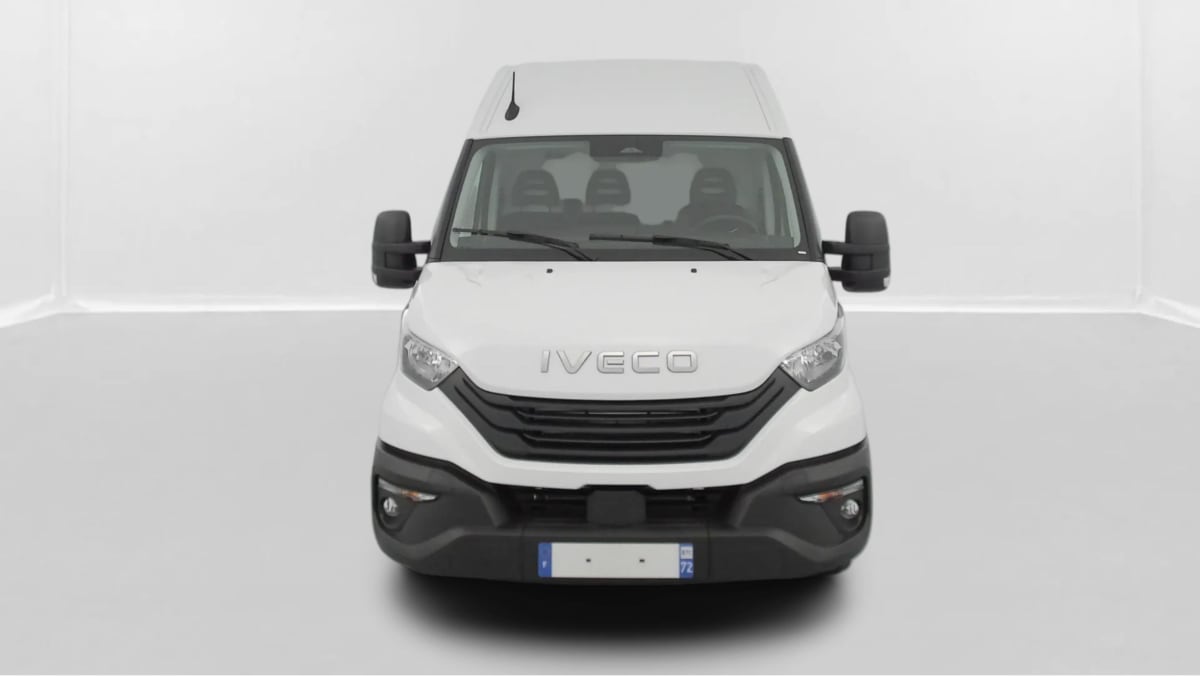 126037201_p2 - IVECO - DAILY - 2026 - photo 2