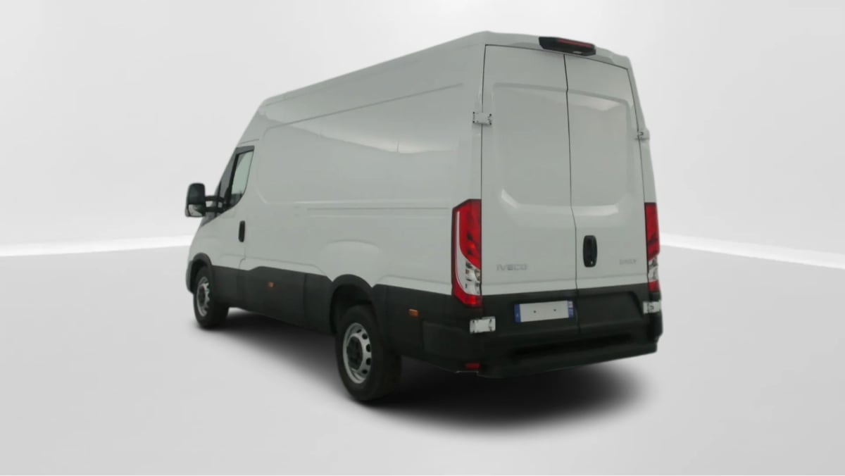126037201_p2 - IVECO - DAILY - 2026 - photo 5
