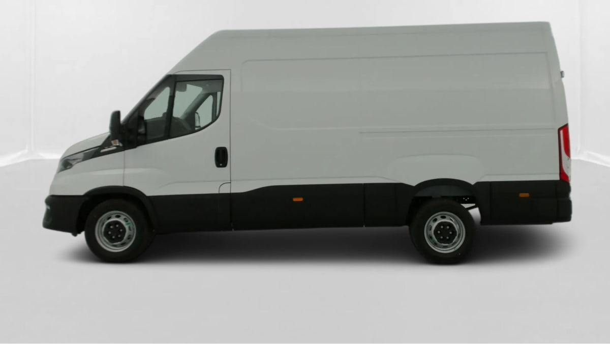 126037201_p2 - IVECO - DAILY - 2026 - photo 4