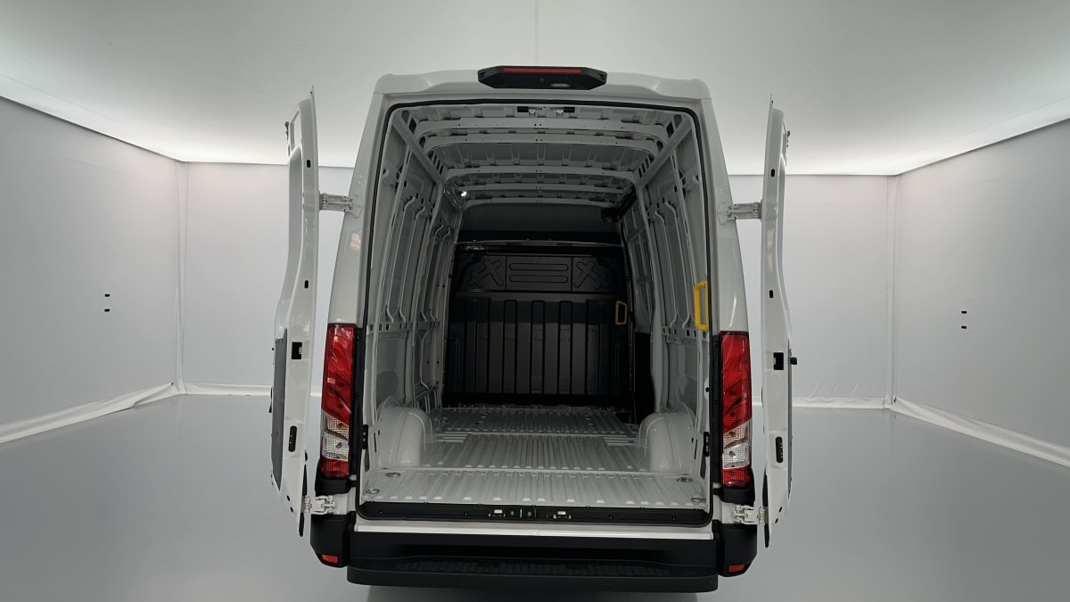 126037201_p2 - IVECO - DAILY - 2026 - photo 10