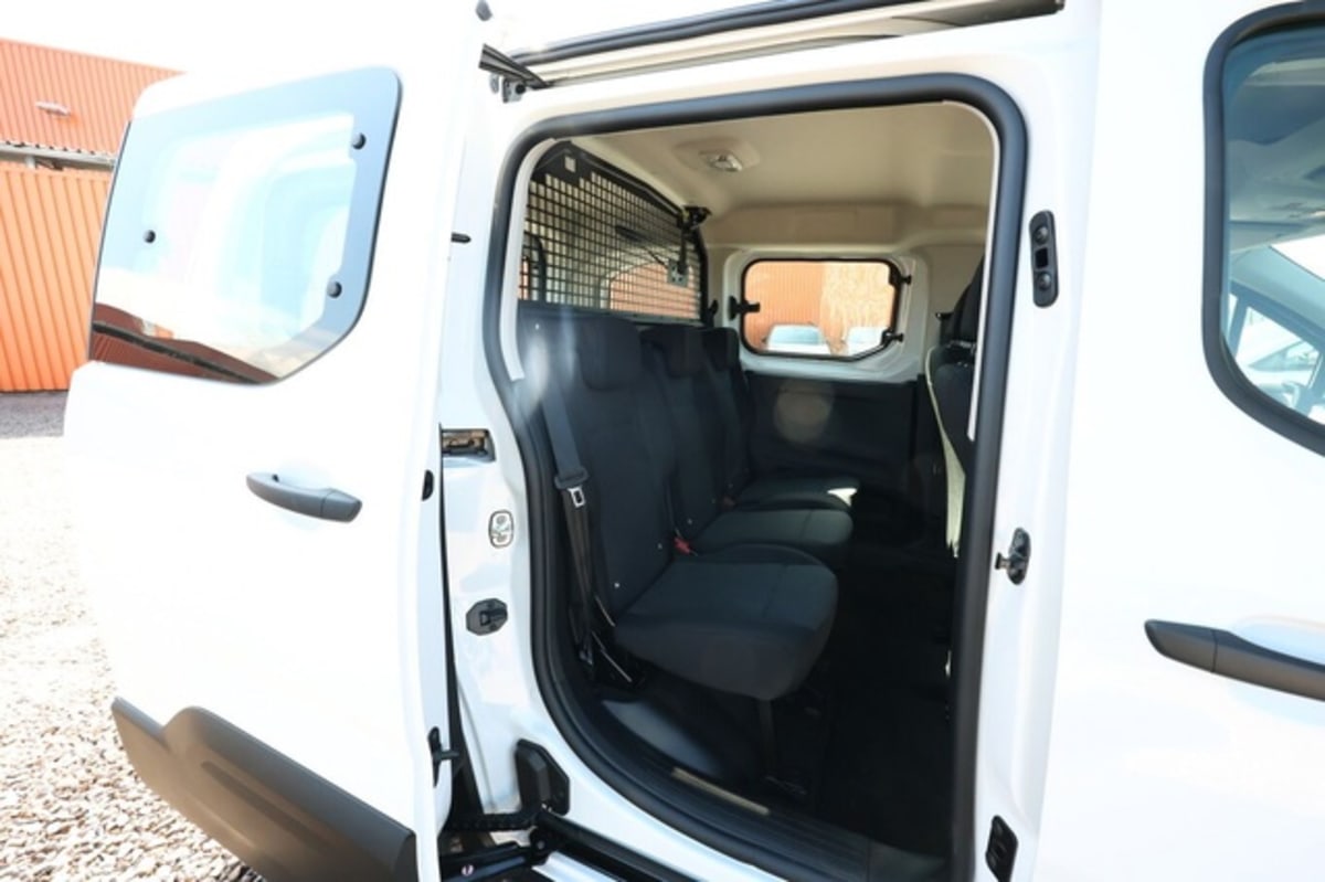 406366_p2 - PEUGEOT - RIFTER - 2026 - photo 9