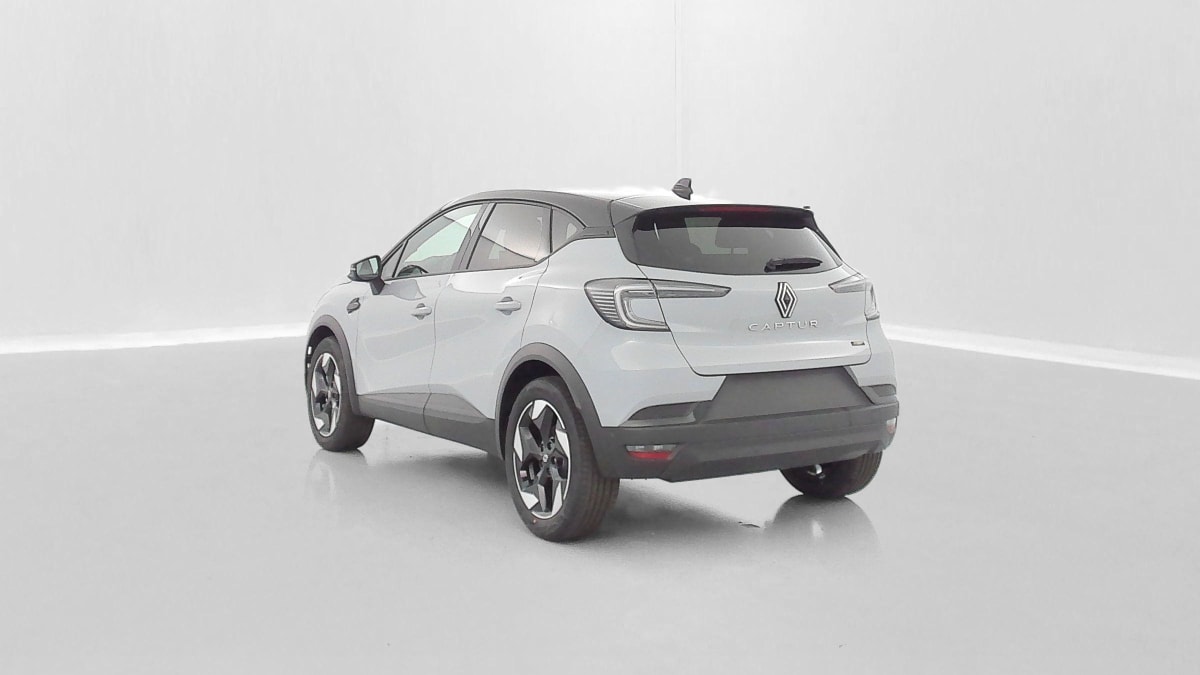 407497_p2 - RENAULT - CAPTUR - 2026 - photo 5