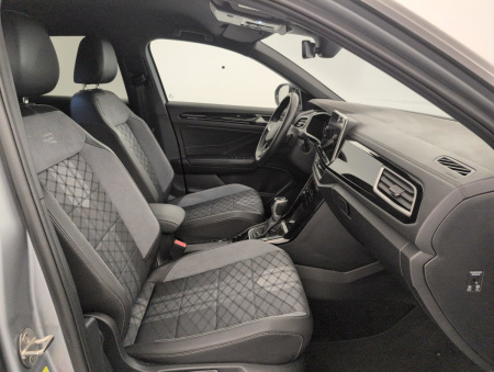 397972_p2 - VOLKSWAGEN - T ROC - 2024
