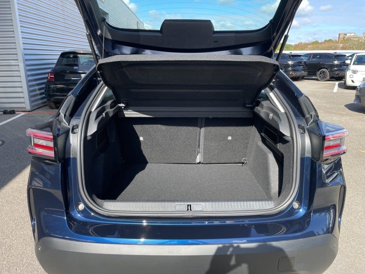 408116_p2 - CITROEN - C4 - 2026 - photo 10