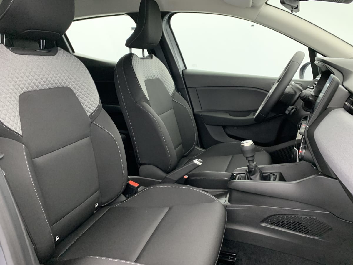 402617_p2 - RENAULT - CLIO 5 - 2026 - photo 10