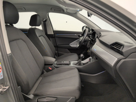 407402_p2 - AUDI - Q3 - 2023