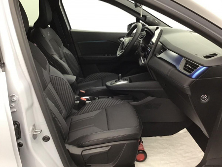 415015_p2 - RENAULT - CAPTUR - 2026
