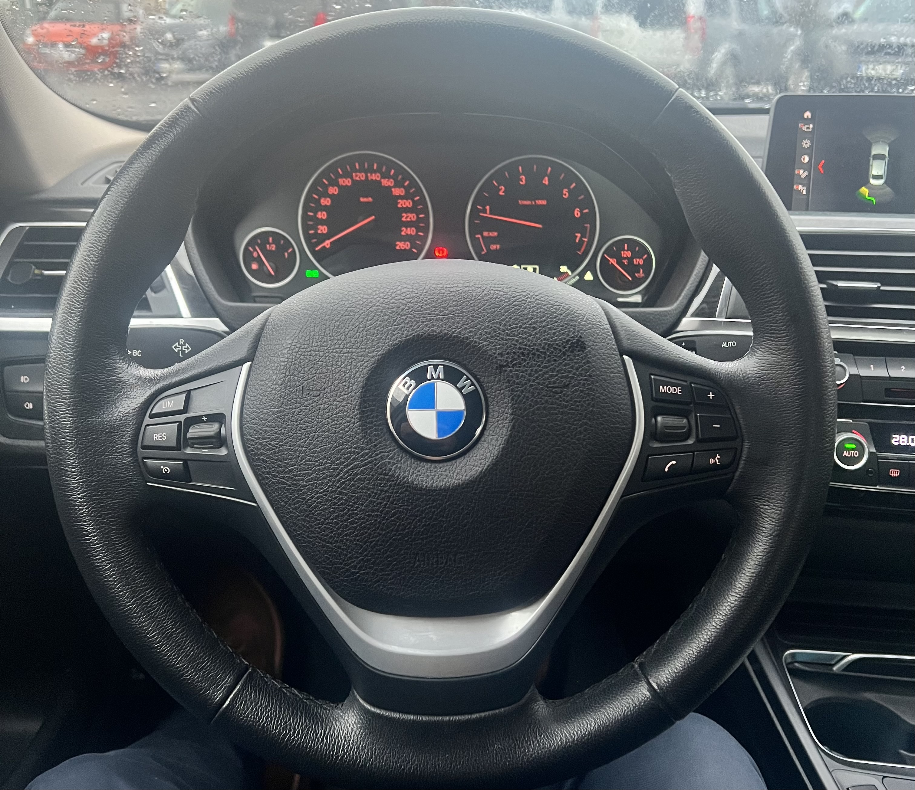 vo99713 - BMW - SERIE 3 - 2018 - miniature 9