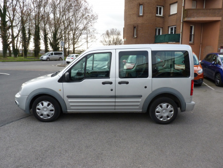 VO10104 - FORD - TOURNEO CONNECT - 2010