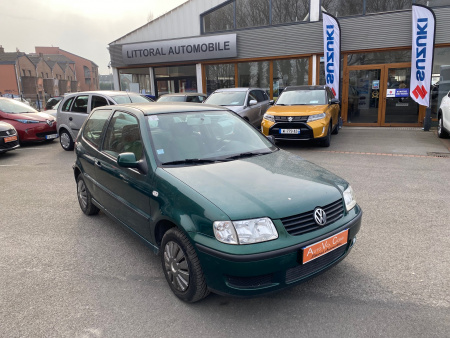 VO10303 - VOLKSWAGEN - POLO - 2000