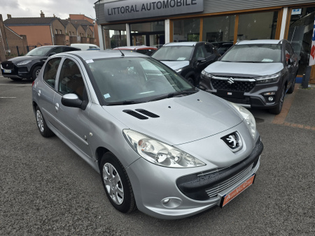 vo10501 - PEUGEOT - 206 - 2012